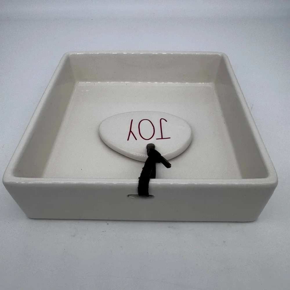 Rae‎ Dunn Merry Xmas Dish JOY Tag Christmas Holiday Decor Napkin Holder Set